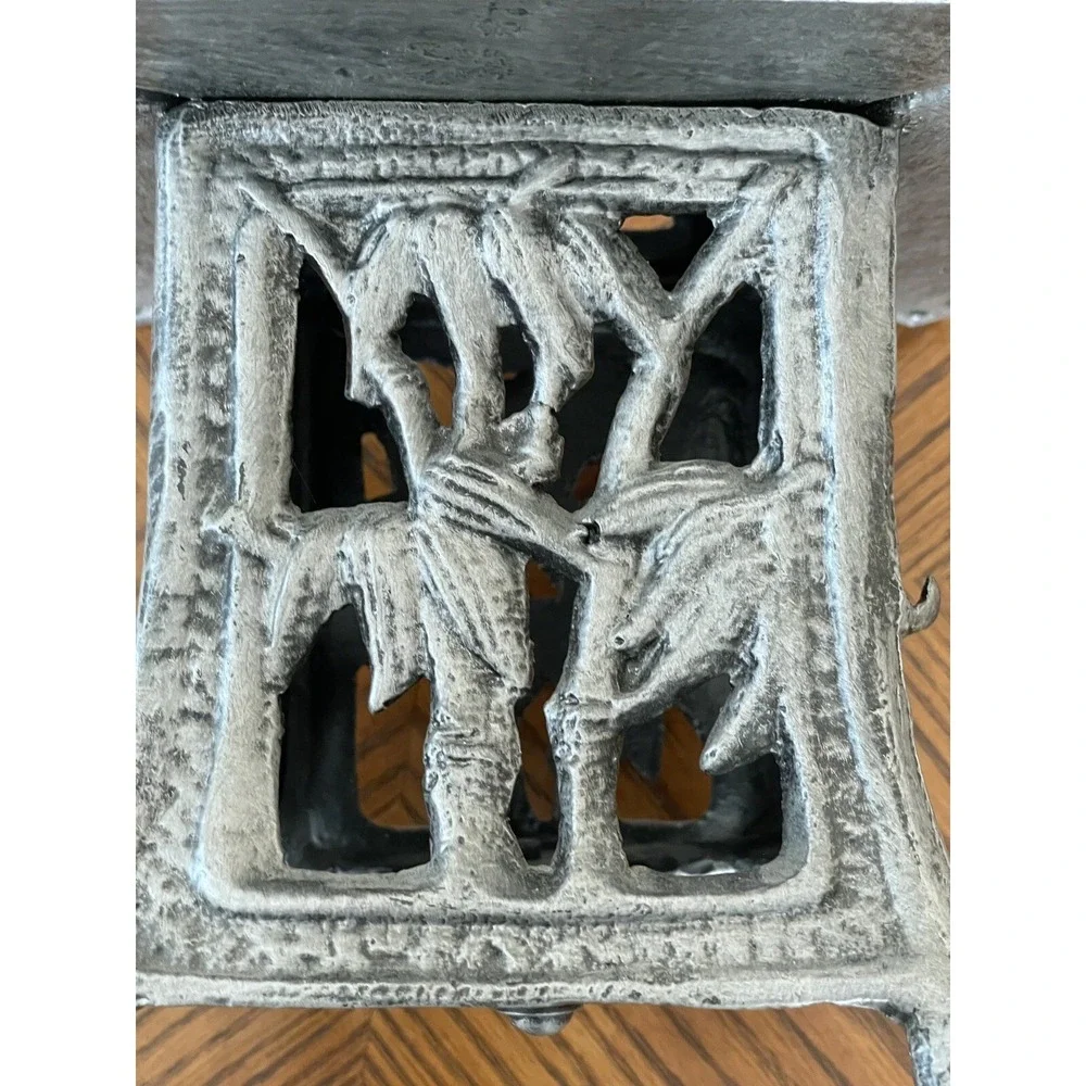 Japanese Cast Iron Pagoda Garden Lamp Lantern